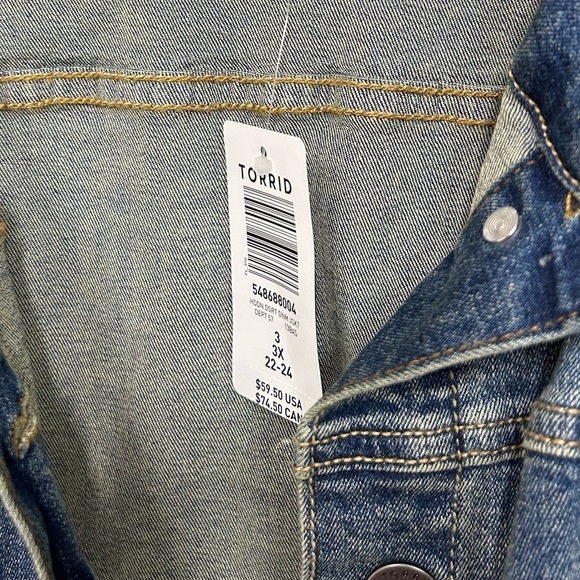 NWT Torrid Denim Jacket - Picture 3 of 4